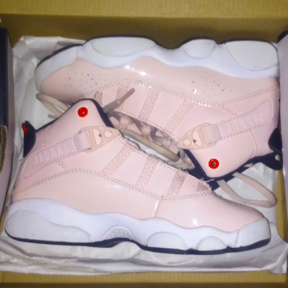 Girl's Tennis Shoes